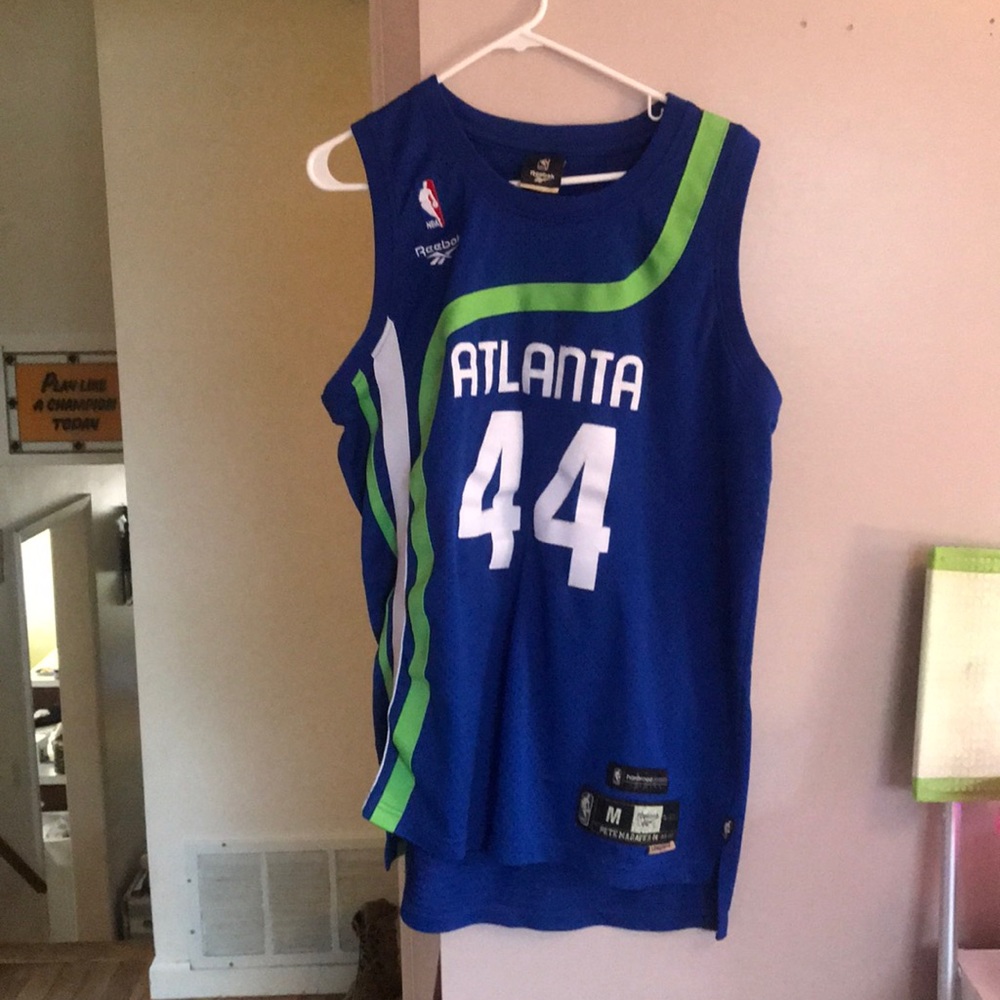 “Pistol” Pete Maravich Retro Jersey